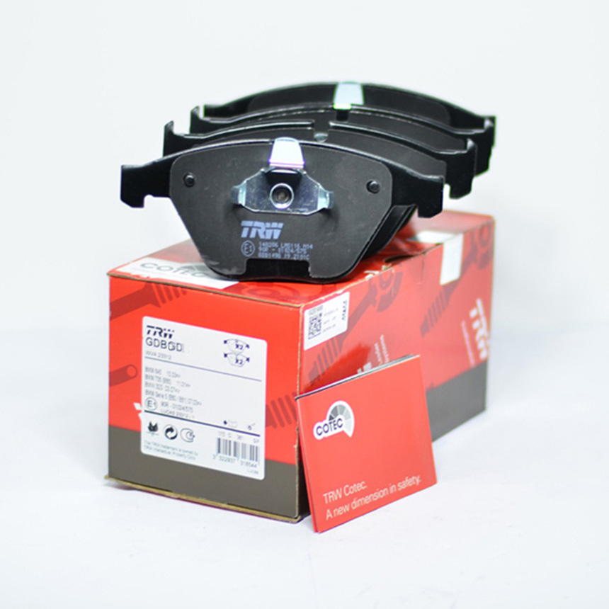 BMW 760i Li E65 E66 03-08년 TRW 앞쪽 브레이크패드 84I4